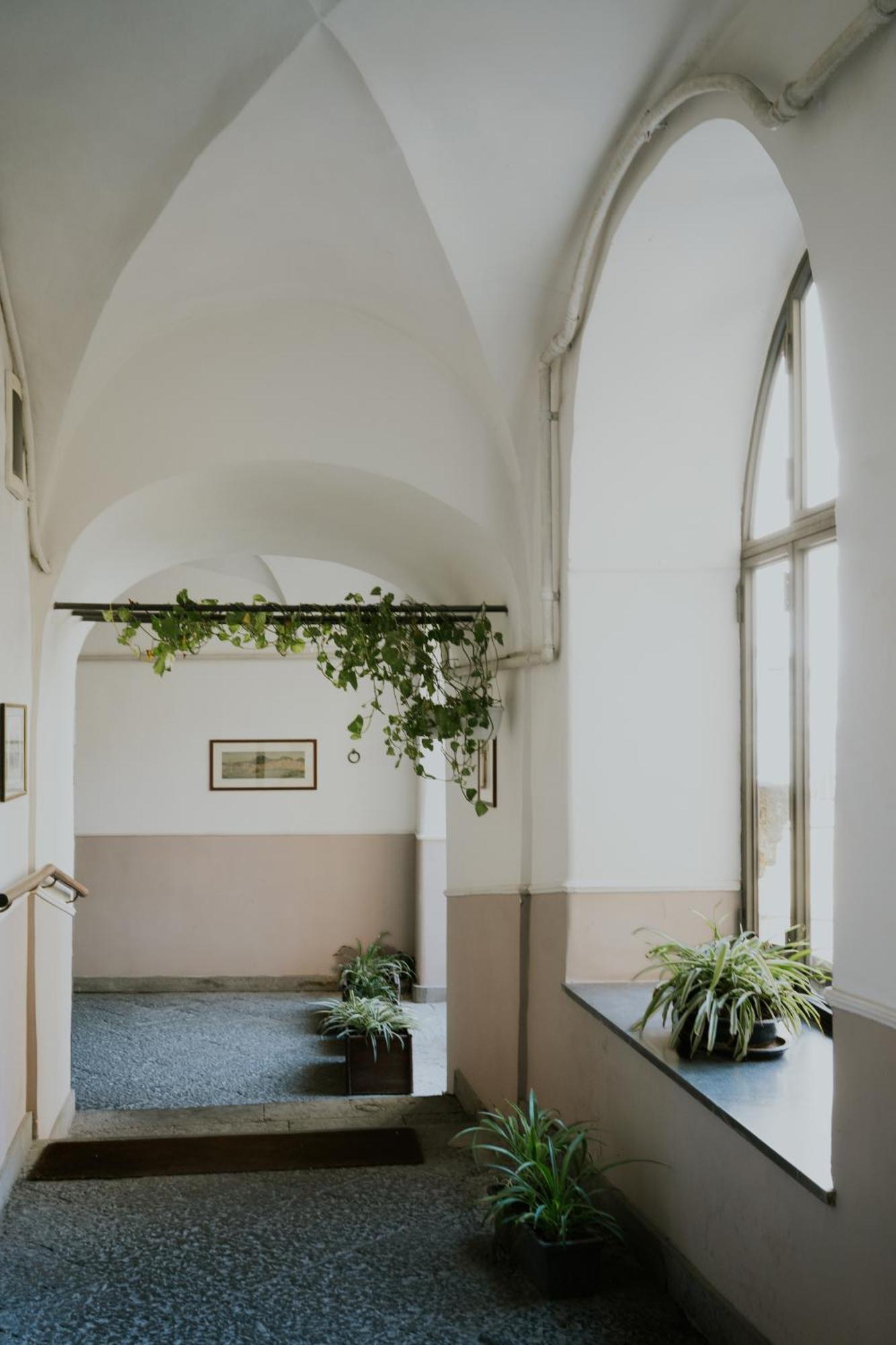 La Bella Vita Luxury Apartament And Travel Solution Napoli Exterior foto