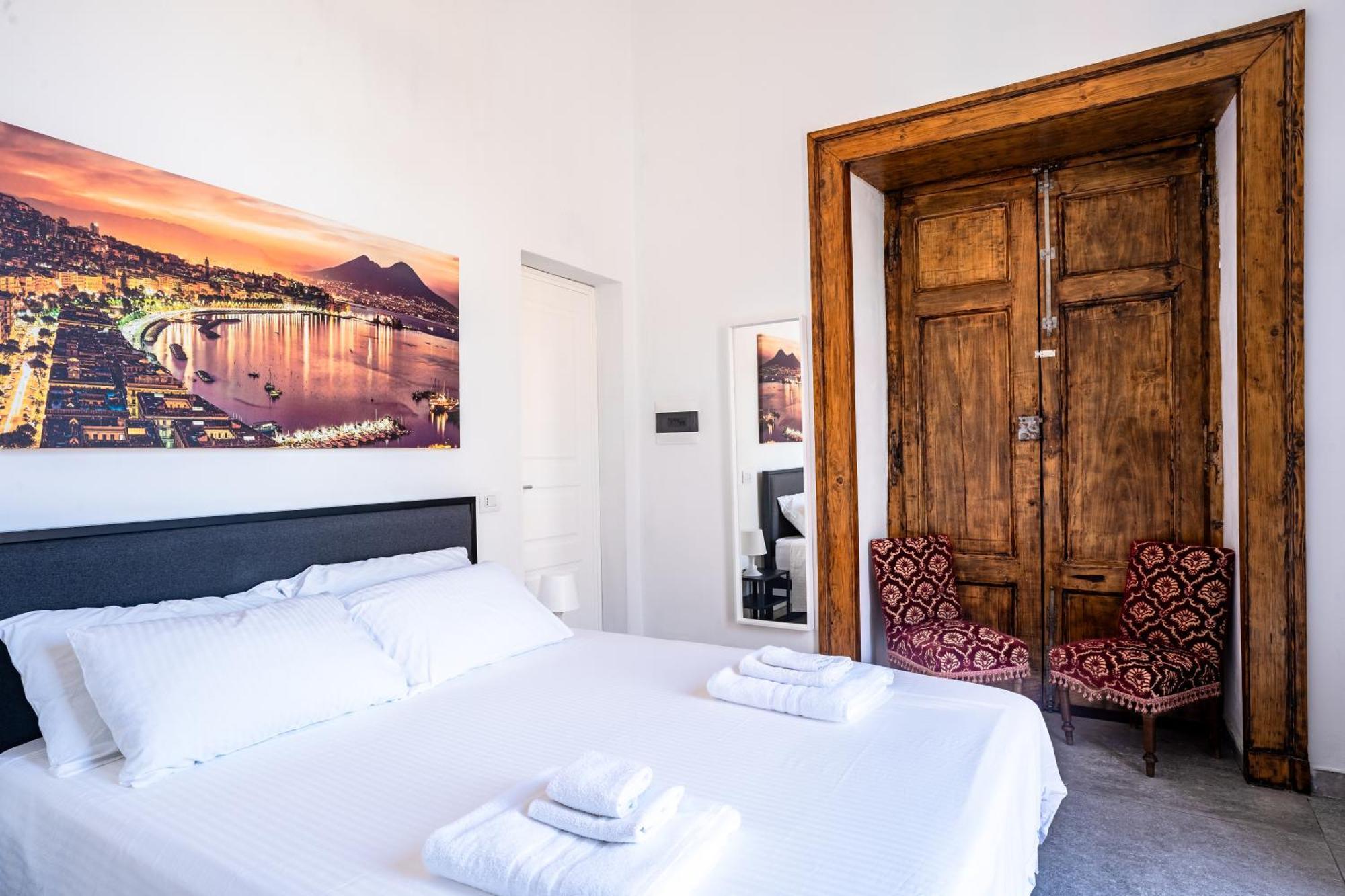 La Bella Vita Luxury Apartament And Travel Solution Napoli Exterior foto
