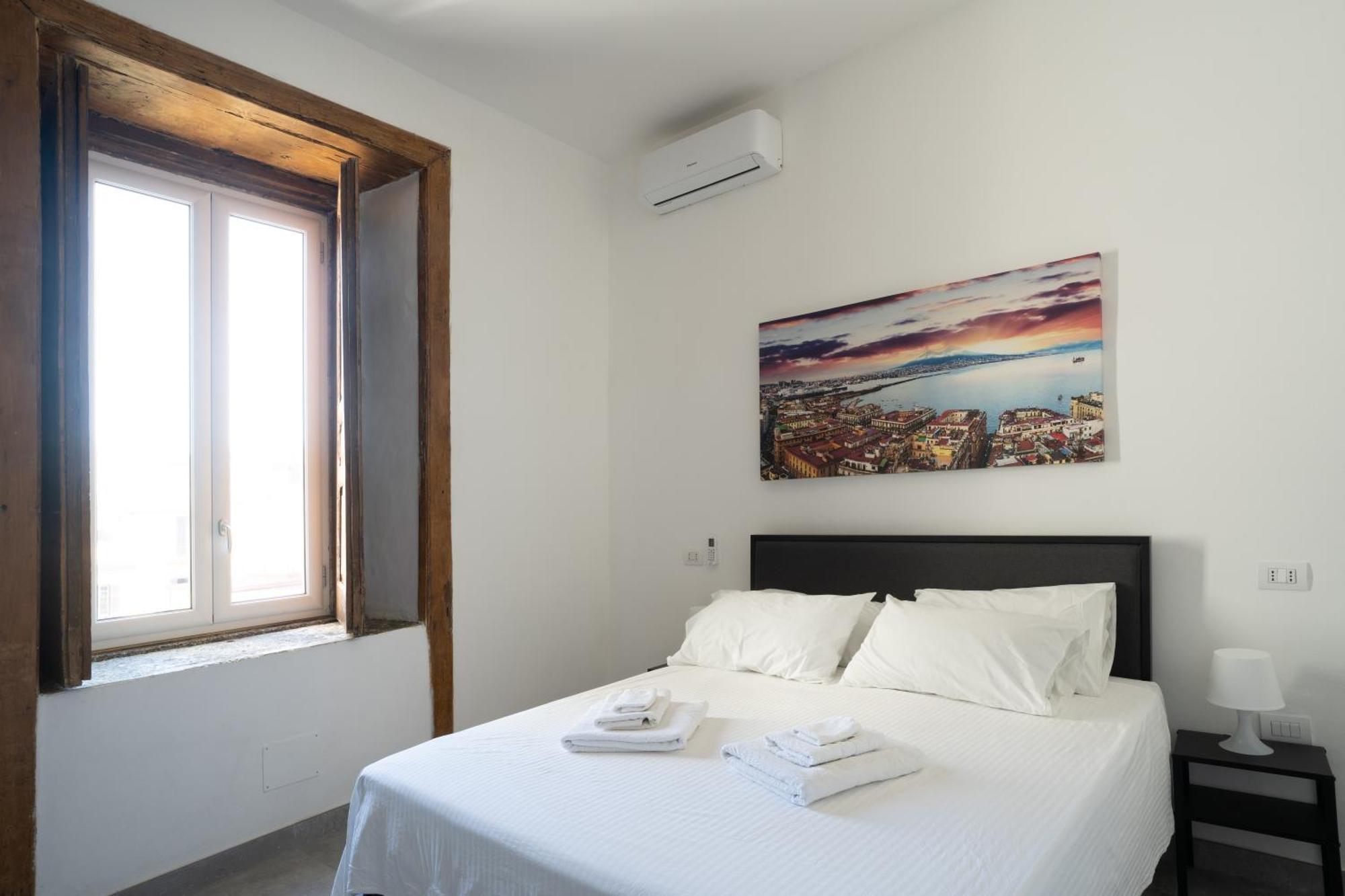 La Bella Vita Luxury Apartament And Travel Solution Napoli Exterior foto